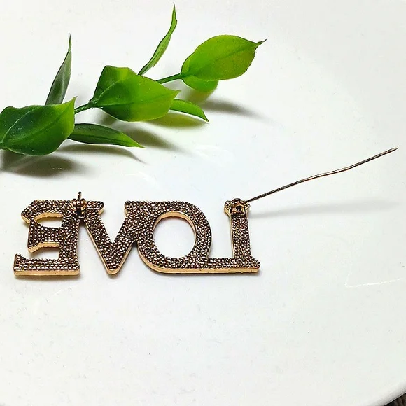 Metal Gallery "LOVE" Brooch Multicolored Jewels - Picture 2 of 4